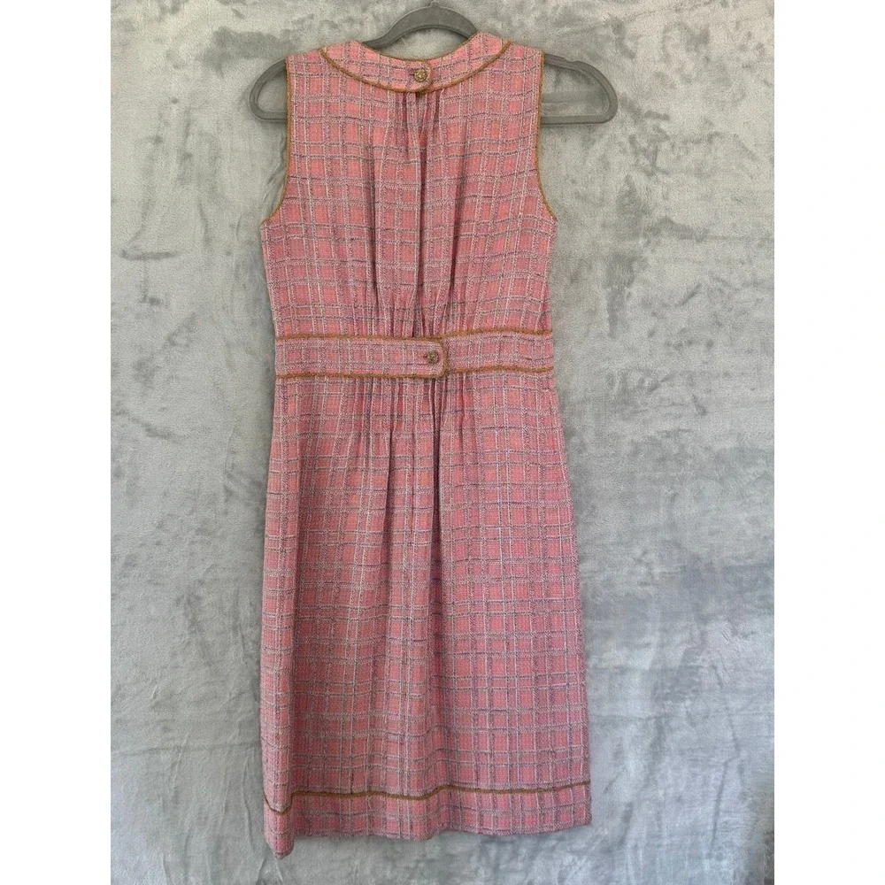 Chanel RUNWAY 04P Pink Tweed Silk Wool Blend Sleeveless Dress FR36 US4 Deadstock